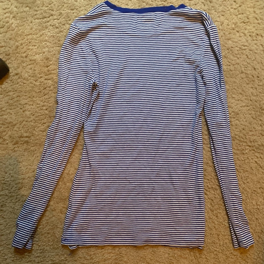 Like New Old Navy Long Sleeves Blue and white striped shirt.